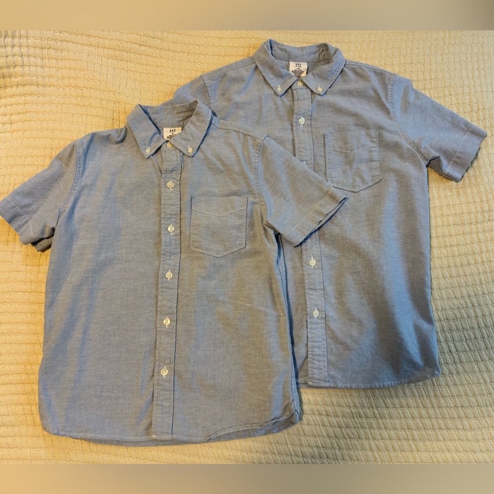 2 Matching Boys’ Chambray Button-Ups